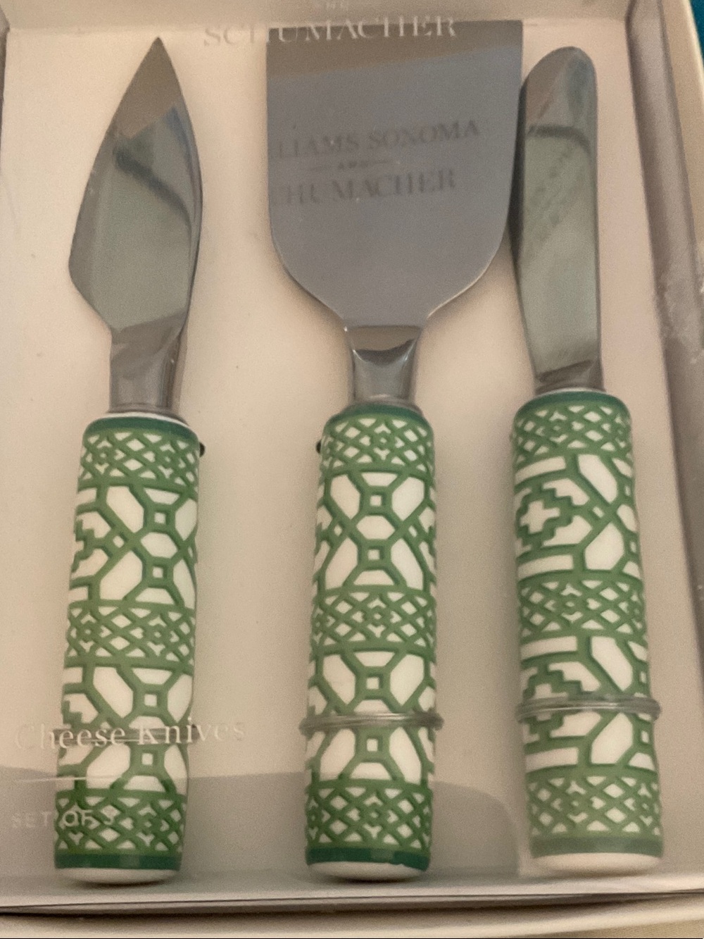 NEW SCHUMACHER WILLIAMS SONOMA CHEESE 3 KNIFE SET GREEN AND WHITE